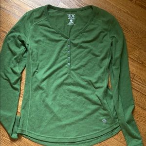 Mountain Hardware Green Women’s Top